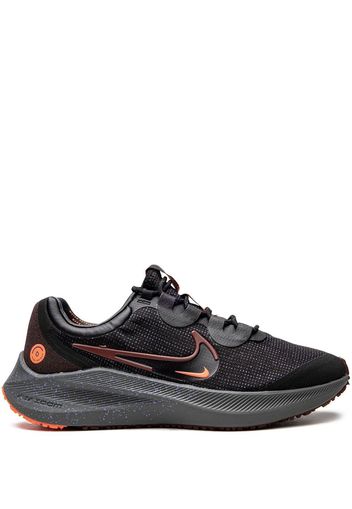 Nike Winflo 8 Shield low-top sneakers - Schwarz