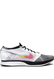 Nike 'Flyknit Racer Betrue' Sneakers - Weiß