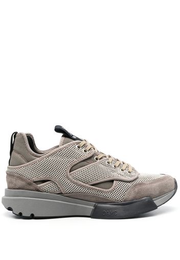 OAMC Aurora panelled low-top sneakers - Braun