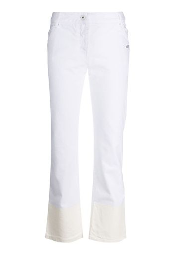 Off-White Jeans mit Kontrastsaum - Weiß