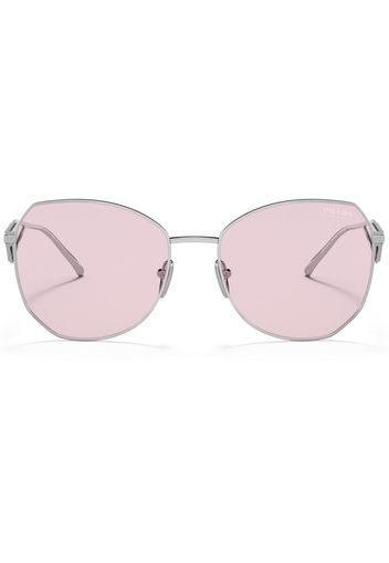 Prada Eyewear Sonnenbrille mit dreieckigem Logo - Silber