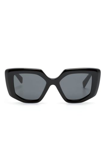 Prada Eyewear cat-eye frame sunglasses - Schwarz