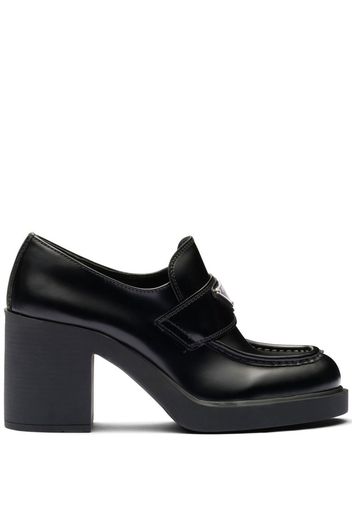 Prada brushed leather 85mm heeled loafers - Schwarz