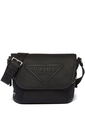 Prada logo-embossed leather messenger bag - Schwarz