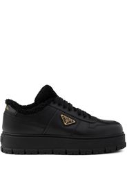 Prada shearling leather sneakers - Schwarz