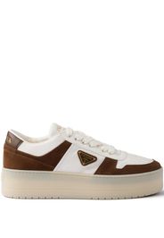 Prada Downtown Bold Plateau-Sneakers mit Triangel-Logo - Braun