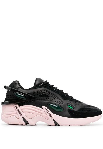 Raf Simons Sneakers mit dicker Sohle - Schwarz