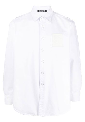 Raf Simons Jeans-Hemdjacke mit Logo-Patch - Weiß