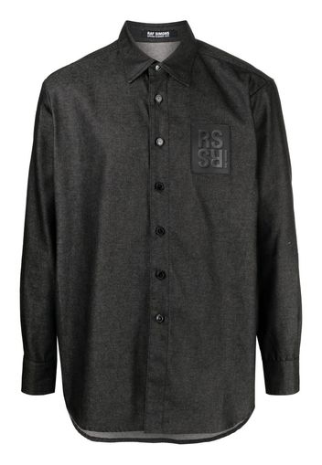 Raf Simons logo-patch long-sleeve shirt - Schwarz