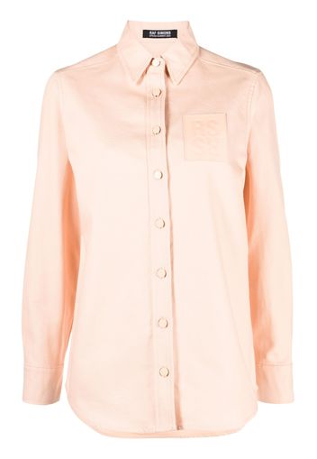 Raf Simons logo-patch long-sleeve shirt - Rosa