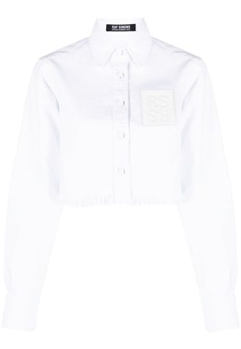 Raf Simons logo-patch cropped shirt - Weiß