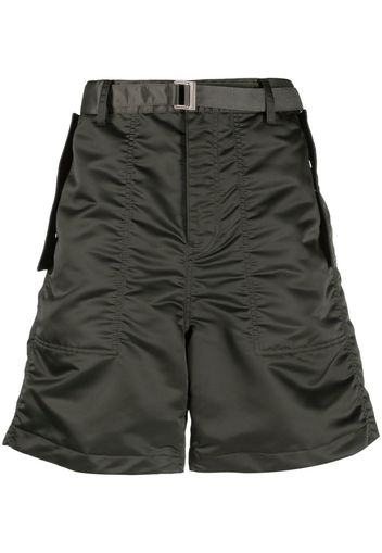 sacai buckle-fastened tailored shorts - Grün