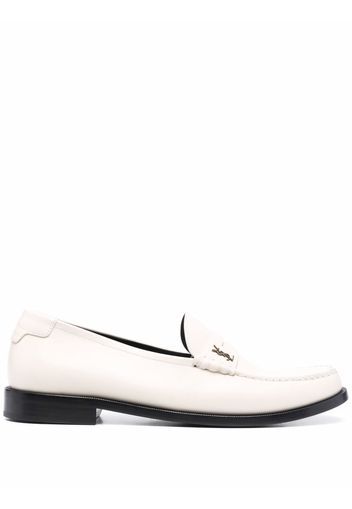 Saint Laurent logo-plaque loafers - Nude