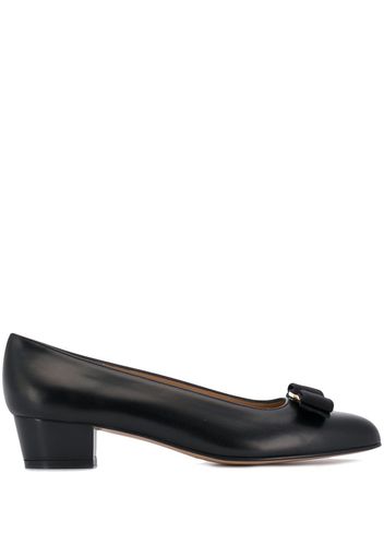 Salvatore Ferragamo Ballerinas mit Vara-Schleife - Schwarz