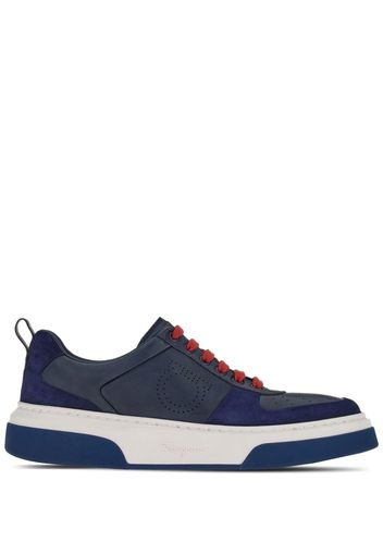 Salvatore Ferragamo Sneakers mit Gancini-Detail - Blau