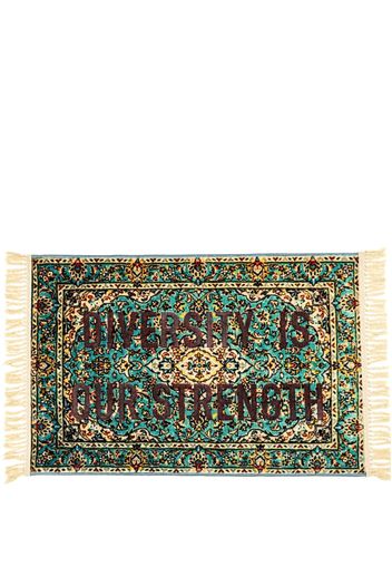 Seletti Burnt Diversity mix-print carpet - Grau