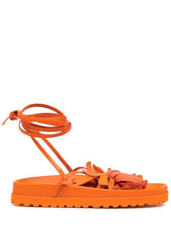 Silvia Tcherassi Sandalen mit Blumenapplikation - Orange