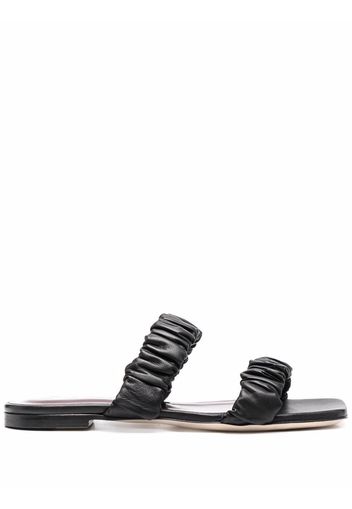 STAUD Maya leather flat sandals - Schwarz