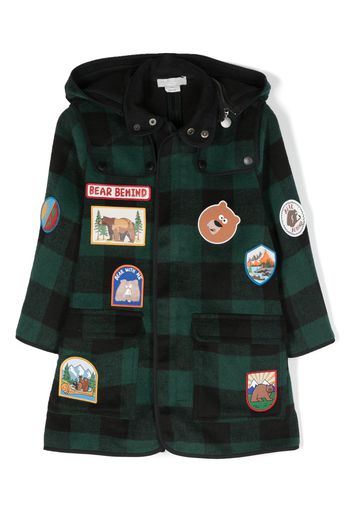 Stella McCartney Kids badge-detailing checked coat - Grün