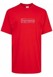 Supreme x KAWS T-Shirt mit Logo - Rot