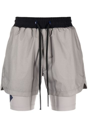 Templa drawstring-waist layered track shorts - Grau