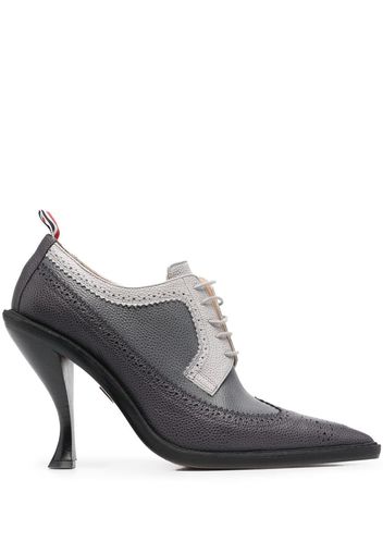 Thom Browne Pumps mit spitzer Kappe - Grau