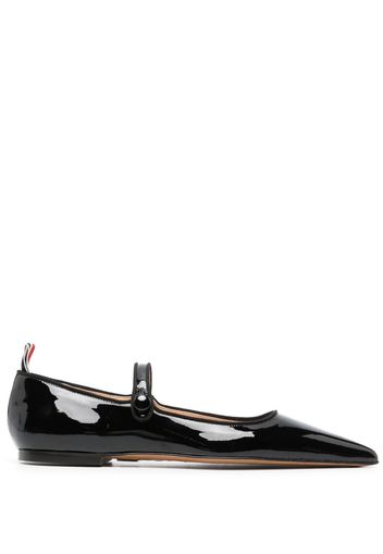 Thom Browne POINTED THOM JOHN FLAT IN SOFT PATENT LEATHER - Schwarz