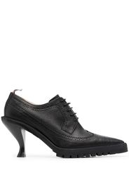 Thom Browne LONGWING BROGUE W/ 75MM CURVED HEEL ON COMMANDO SOLE IN PEBBLE GRAIN LEATHER - 001 BLACK