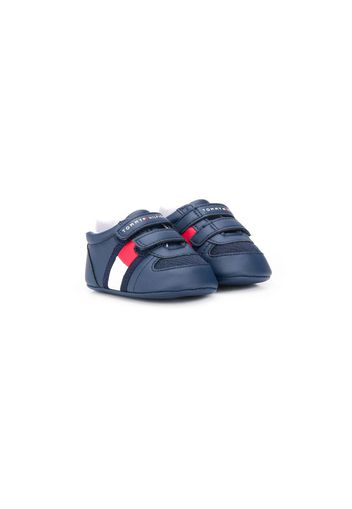 Tommy Hilfiger Junior Sneakers mit Logo - Blau