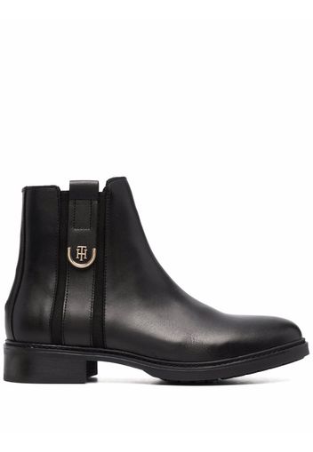 Tommy Hilfiger logo-plaque leather ankle boots - Schwarz