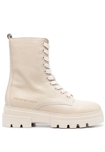 Tommy Hilfiger lace-up leather ankle boots - Nude