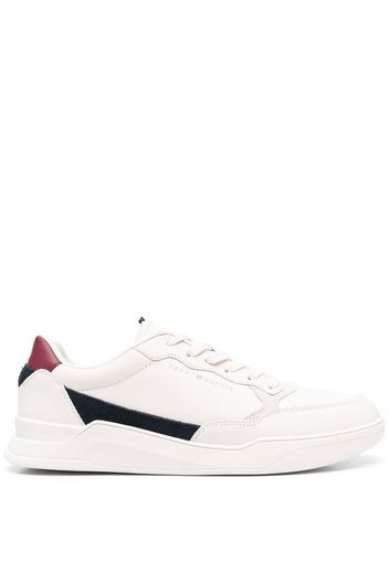 Tommy Hilfiger debossed-logo low-top sneakers - Nude