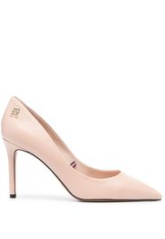 Tommy Hilfiger monogram-plaque 90mm leather pumps - Nude