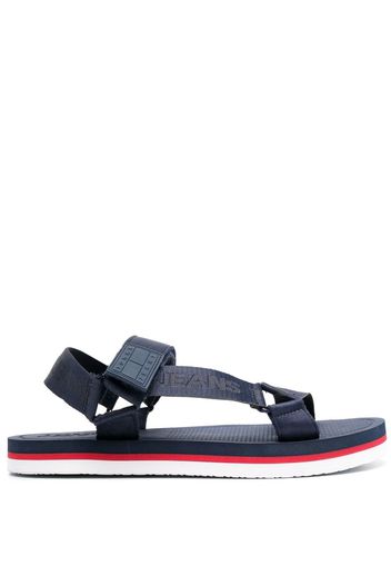 Tommy Jeans Sandalen mit gestreifter Sohle - Blau