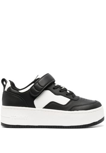 Tommy Jeans leather flatform sneakers - Schwarz