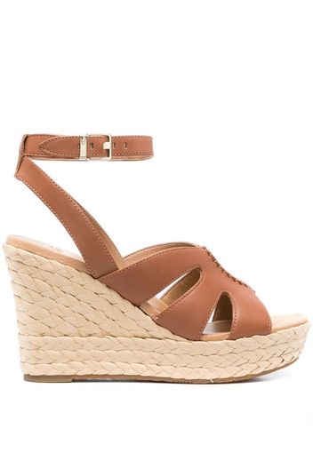 UGG braided-wedge heeled sandals - Braun