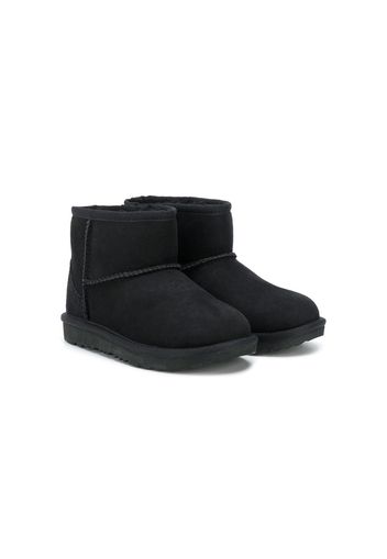 UGG Kids 'Classic Short II' Stiefeletten - Schwarz