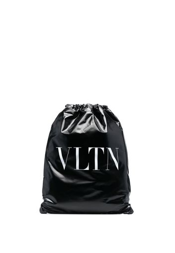 Valentino Garavani VLTN patent leather backpack - Schwarz