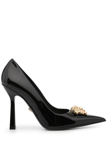 Versace Pumps aus Leder - Schwarz