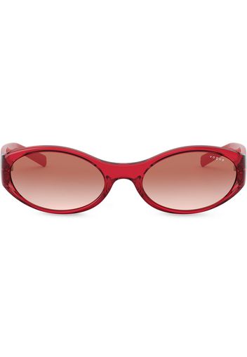 Vogue Eyewear Vogue Eyewear x Millie Bobby Brown ovale Sonnenbrille - Rot