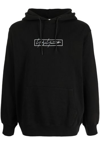 Yohji Yamamoto Hoodie mit Logo-Print - Schwarz