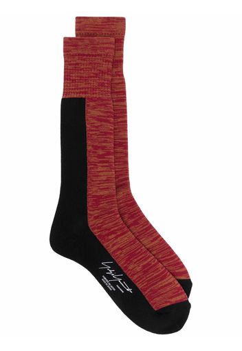 Yohji Yamamoto Gemusterte Socken - Rot