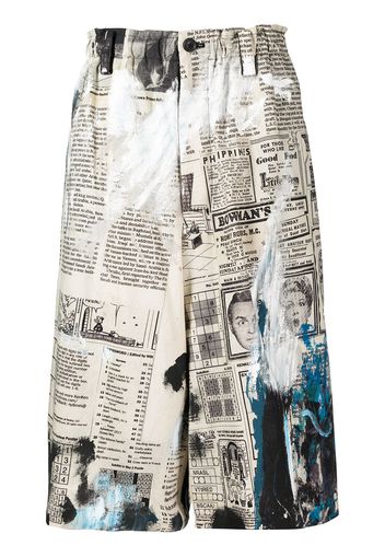 Yohji Yamamoto graphic-print bermuda shorts - Weiß