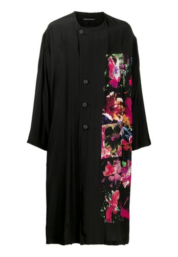 Yohji Yamamoto Seidenmantel mit Blumenmuster - Schwarz