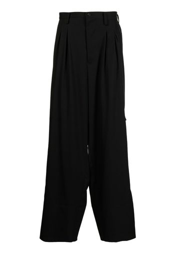 Yohji Yamamoto loose-fit pleat-detail trousers - Schwarz