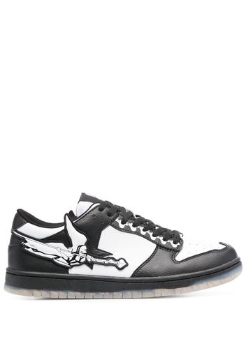 Youths In Balaclava logo-print sneakers - Schwarz