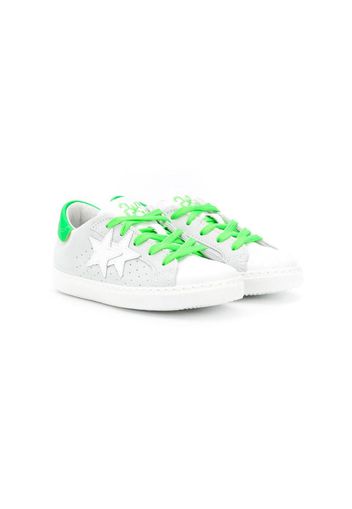 star patch low-top sneakers