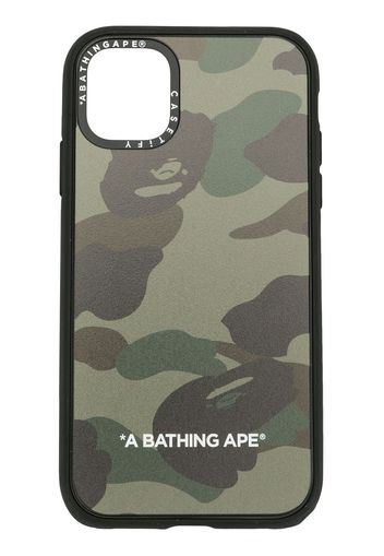 A BATHING APE® Cover iPhone 11 con stampa camouflage - Verde