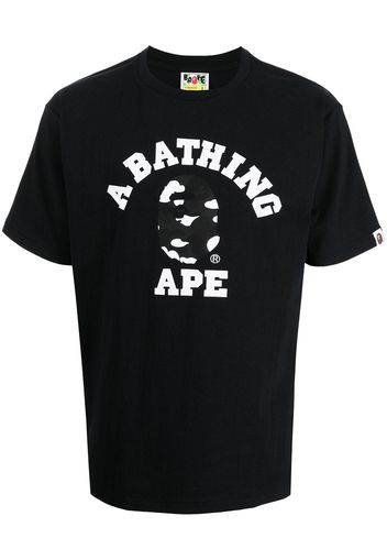 A BATHING APE® logo graphic-print cotton T-shirt - Nero