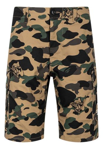 A BATHING APE® Ursus Military shorts - Marrone